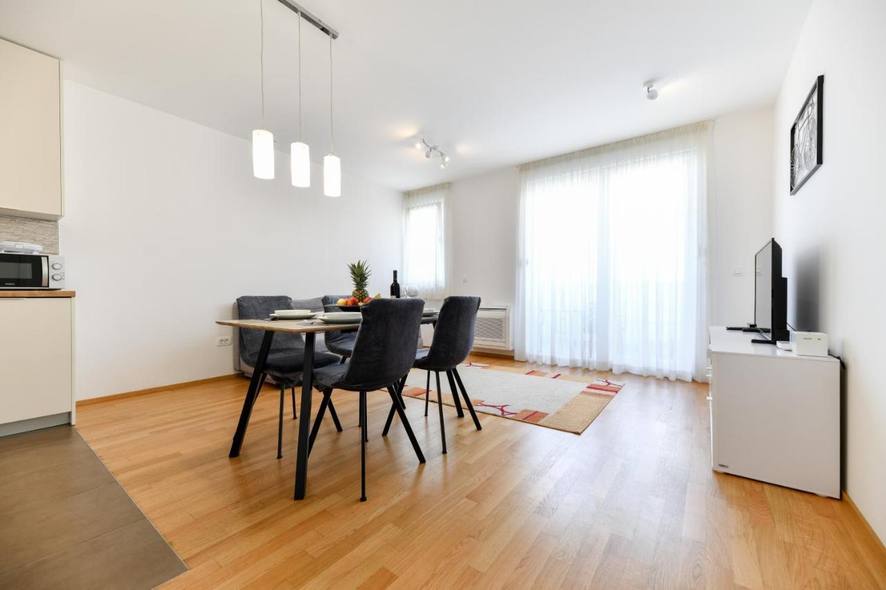 Modern Apartment For 2025' Vacation In Zadar Dış mekan fotoğraf